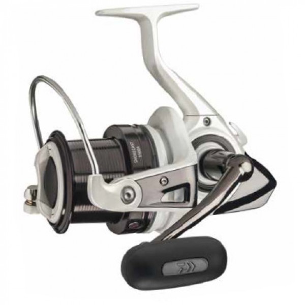 MULINETĂ DAIWA SHORECAST 25A 3RUL/370MX030MM/4,6:1
